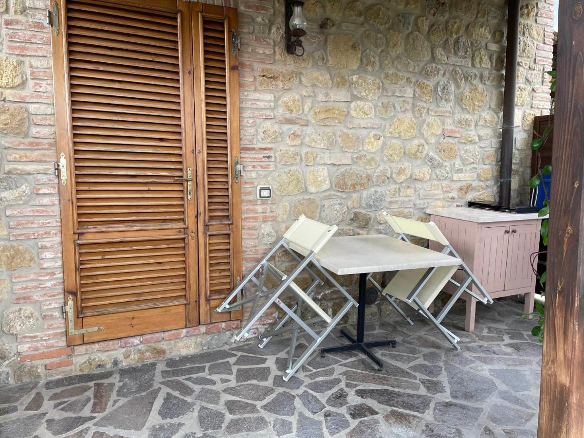 Casa Vacanza Le Case San Gimignano Dış mekan fotoğraf