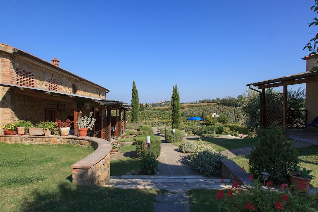 Casa Vacanza Le Case San Gimignano Dış mekan fotoğraf